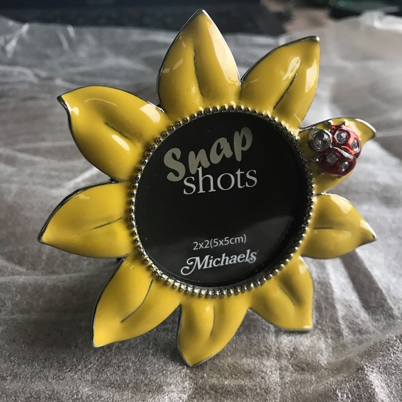 Dainty Sterling Silver Sunflower Ring and Frame - Picture 12 of 12